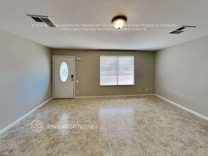 5318 W Windsor Ave in Phoenix, AZ - Foto de edificio - Building Photo