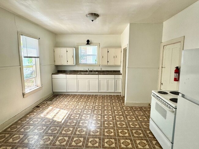 702 S 3rd Ave, Unit 305 Porter in Wausau, WI - Building Photo - Building Photo