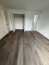 66 Graywood Rd in Port Washington, NY - Building Photo - Building Photo