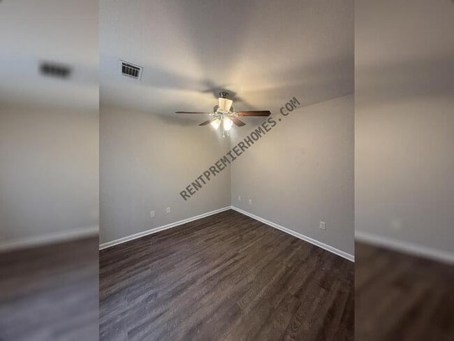 property at 4003 Elam St