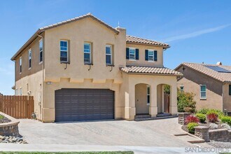 1748 Avenida Regina in San Marcos, CA - Building Photo - Building Photo