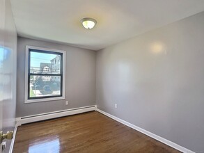 185 Palisade Ave in Bridgeport, CT - Building Photo - Building Photo