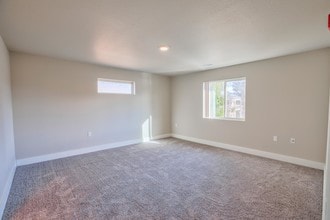 Verndale Apartments in Lansing, MI - Building Photo - Building Photo