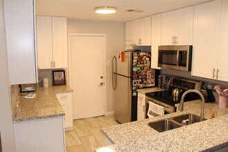 2614 Cleburne St in Houston, TX - Building Photo - Building Photo