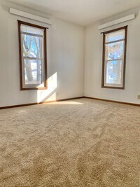 733 E 2nd St, Unit #2 photo'