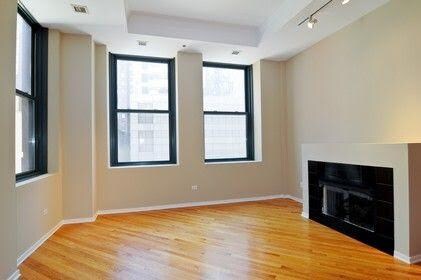 208 W Washington St in Chicago, IL - Building Photo - Building Photo