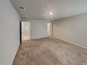 14955 Watson Mill in San Antonio, TX - Foto de edificio - Building Photo