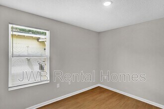 1619 Windle St in Jacksonville, FL - Foto de edificio - Building Photo
