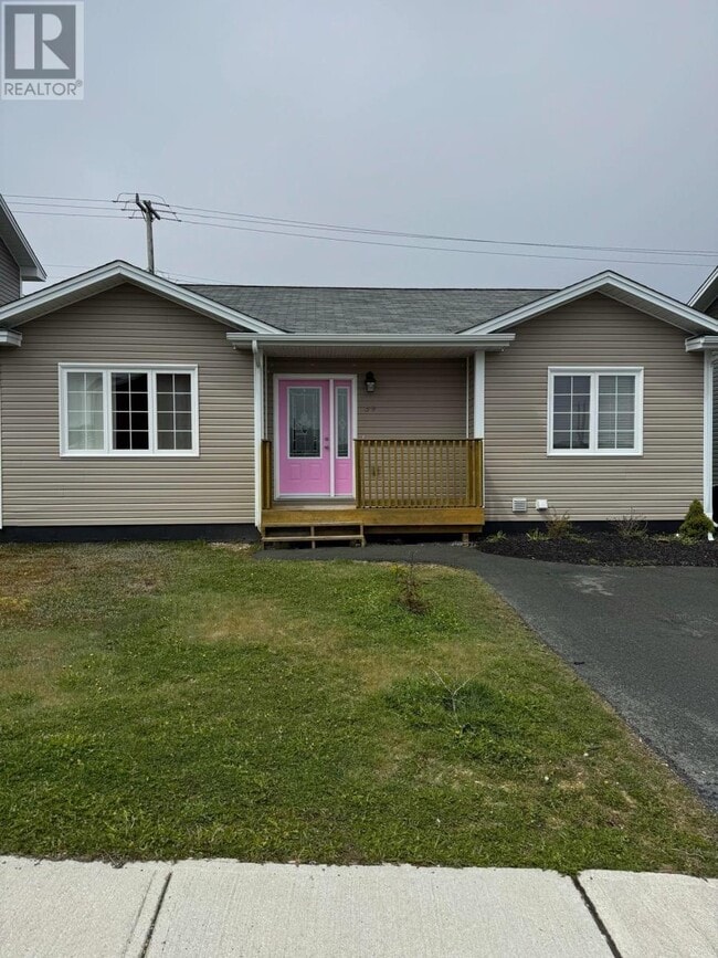 property at 39 Nautilus Street
