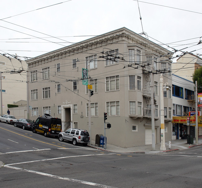 2460 Van Ness Ave in San Francisco, CA - Building Photo - Building Photo