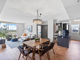 5077 NW 7th St in Miami, FL - Building Photo