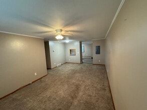 99 Buckley Rd in Liverpool, NY - Building Photo - Building Photo