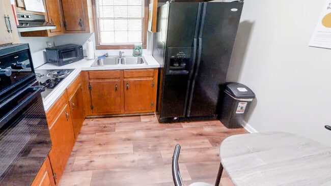 property at 276 Bromack Dr SE