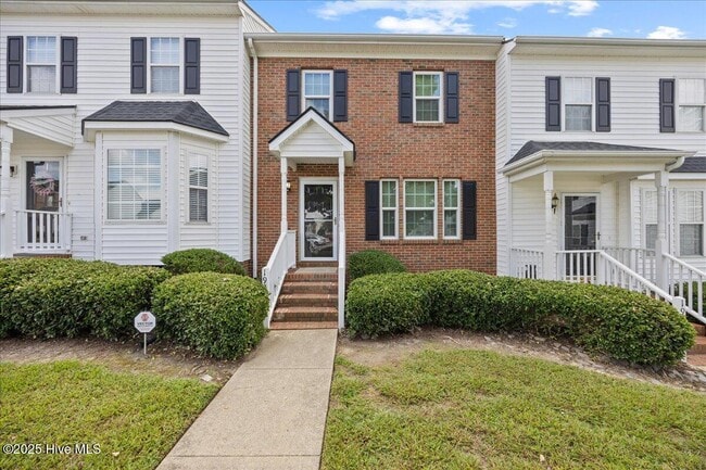 property at 1932 Stroll Cir