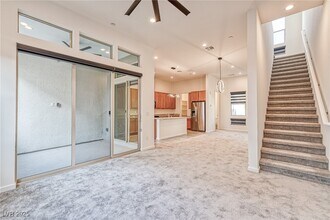 643 Grey Saker St in Las Vegas, NV - Building Photo - Building Photo