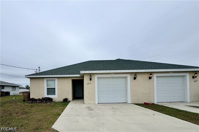 507 Hancock Bridge Pkwy in Cape Coral, FL - Building Photo - Building Photo