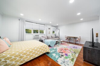 304 4th Ave in Asbury Park, NJ - Building Photo - Building Photo