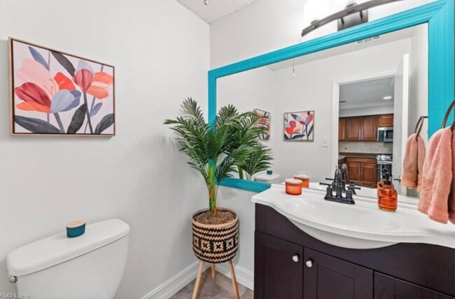 25486 Cockleshell Dr in Bonita Springs, FL - Building Photo - Building Photo