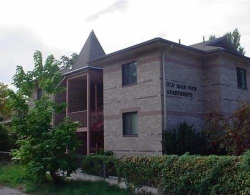 Old Main View Student Apartments