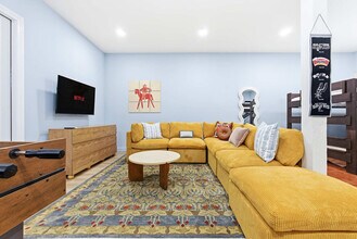 12511 Chapel Bell St in San Antonio, TX - Building Photo - Building Photo