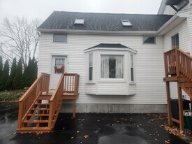 126 6th St in Dover, NH - Building Photo