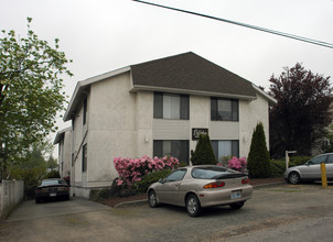 Ed John Apartments in Seattle, WA - Foto de edificio - Building Photo