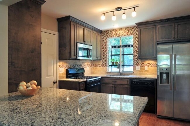115 Park Bridge Ln in Roswell, GA - Building Photo - Building Photo