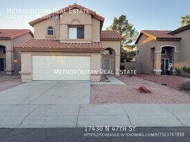 17430 N 47th St in Phoenix, AZ - Building Photo