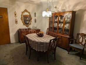 33 W Chester Pike, Unit B-10 in Ridley Park, PA - Building Photo - Building Photo