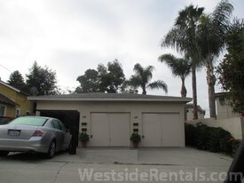 614 1st Pl in Hermosa Beach, CA - Building Photo