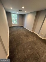 44 E Court St in Doylestown, PA - Building Photo