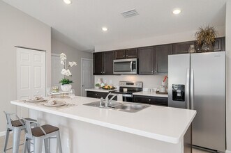 3197 SW Armucher St in Port St. Lucie, FL - Building Photo - Building Photo