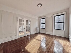 717 W 177th St in New York, NY - Building Photo - Building Photo