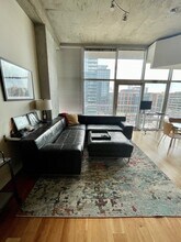 1700 Bassett St, Unit 1124 in Denver, CO - Building Photo - Building Photo