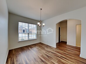 4608 Beaver Creek Ave in Denton, TX - Building Photo - Building Photo