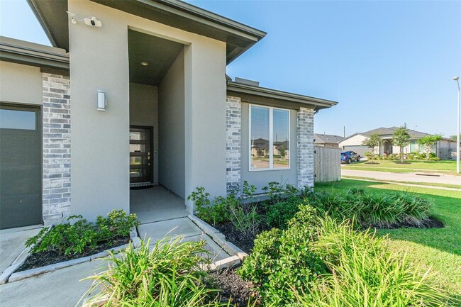 property at 28635 Hazel Trl