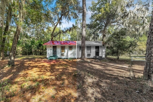 14 Southwood Dr in Savannah, GA - Building Photo - Building Photo