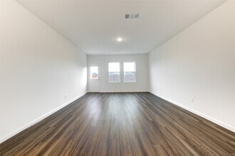 8815 Vacek Xing Wy in Richmond, TX - Building Photo - Building Photo