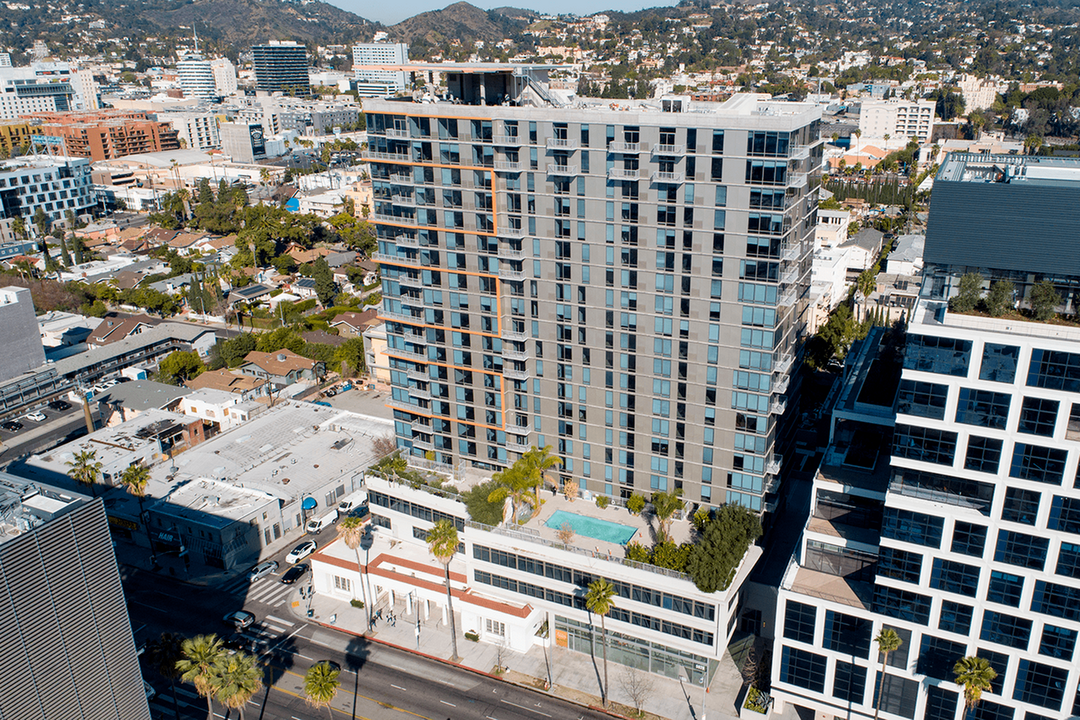 Lumina Hollywood in Los Angeles, CA - Building Photo