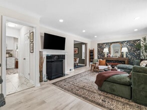 3746 Northwood Rd in University Heights, OH - Building Photo - Building Photo