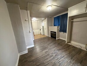 1605 N Madison St, Unit 3 in Spokane, WA - Foto de edificio - Building Photo