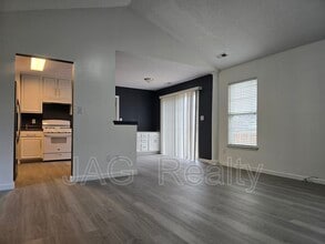 1142 Stallings Rd in Matthews, NC - Building Photo - Building Photo