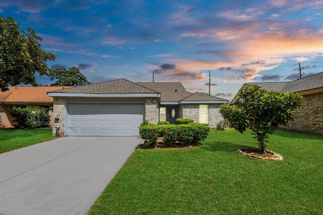 2029 Highland Hills Dr