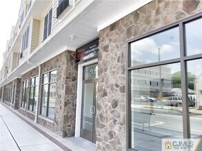 510 Hamilton St-Unit -201 in Franklin Township, NJ - Building Photo - Building Photo