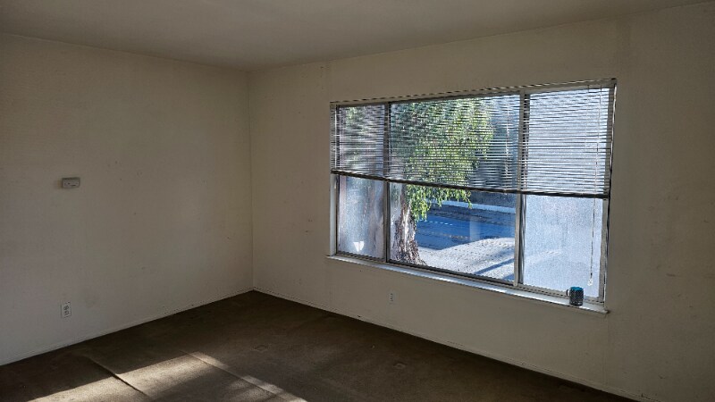 1020 El Camino Real in Burlingame, CA - Building Photo