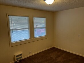 22659 Pacific Hwy S in Des Moines, WA - Building Photo - Building Photo