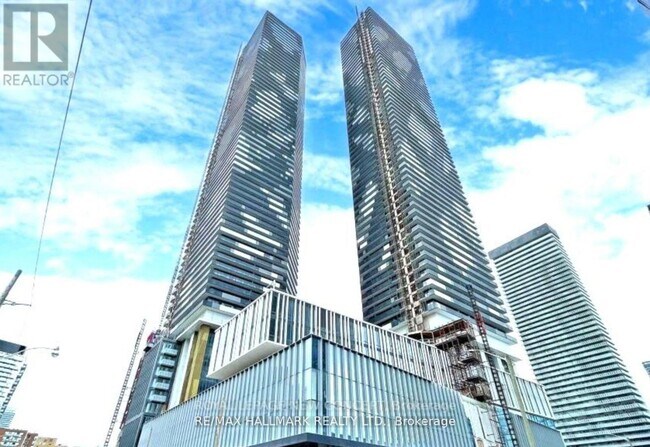 55 Cooper St in Toronto, ON - Building Photo - Building Photo