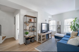 12 W 52nd St in Bayonne, NJ - Building Photo - Building Photo