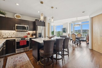 600 12th Ave S, Unit 725 in Nashville, TN - Building Photo - Building Photo