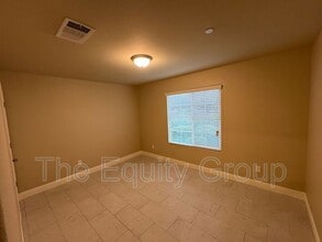 4201 W Wren Ave in Visalia, CA - Building Photo - Building Photo